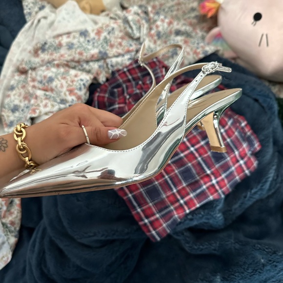 ❌❌ SOLD ❌❌Bianka kitten heels - Picture 4 of 5